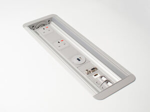 2x UK 1x A+C USB 1x HDMI 1x Data Prism