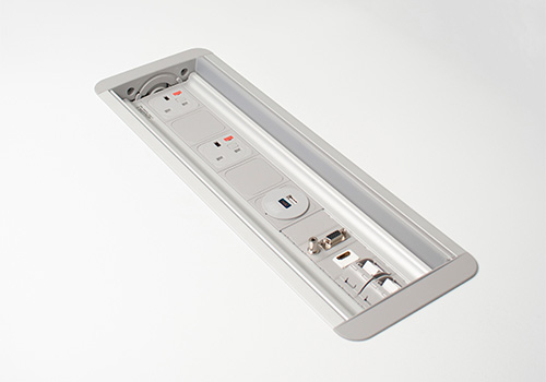 2x UK 1x A+C USB 1x HDMI 1x Data Prism