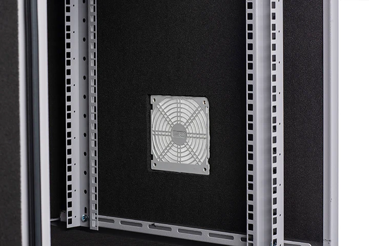 SamT2539_f3812a11-e6a1-4701-af77-c2981d7d3cb4