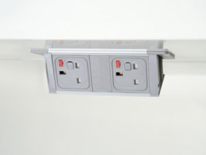 pivot-2ukf-underdesk