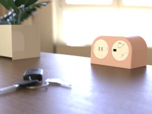 PHASE_100W_UKF_BLACK_ON_DESK.94