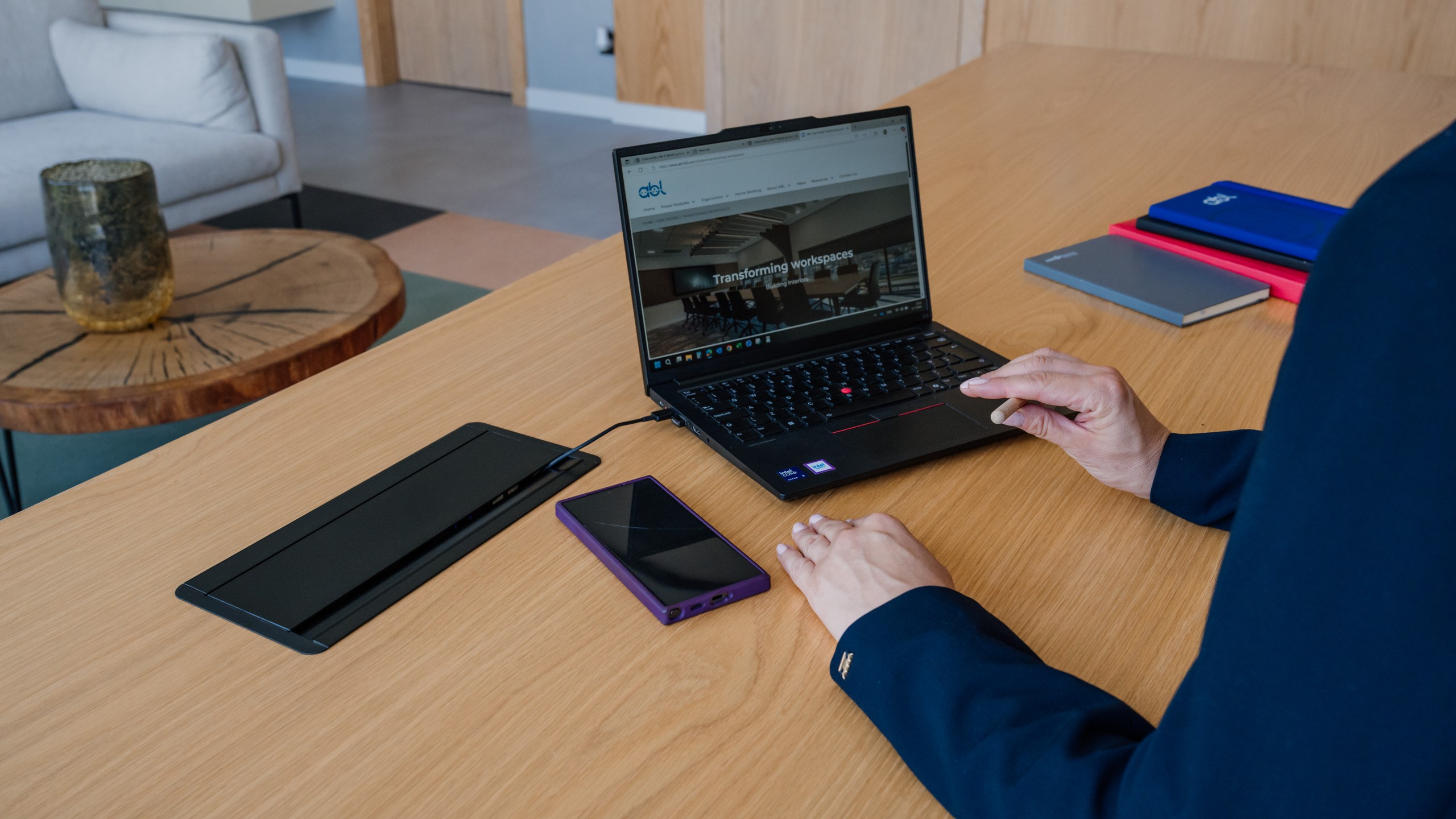 Flip-S in desk power