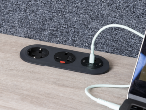 PIP 3 Black UK + SCHUKO PIP 3 Black UK + SCHUKO