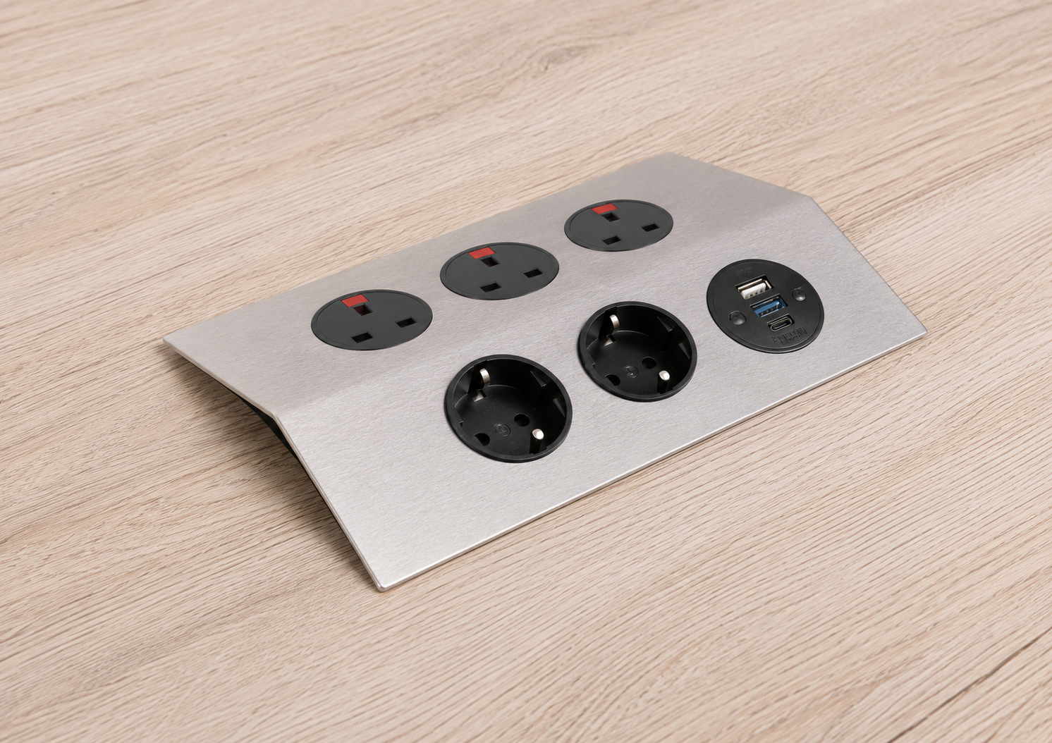 peak 60 schuko UK silver